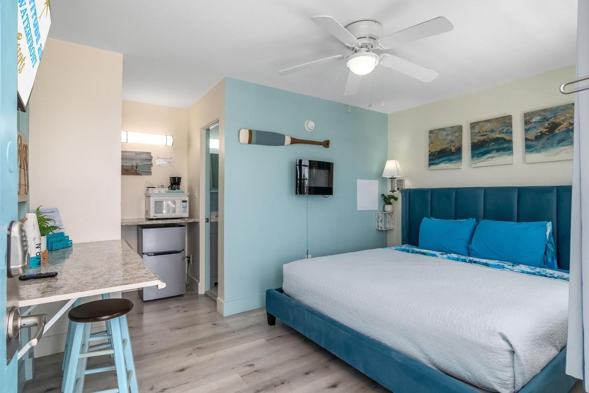 Latitude 26 Waterfront Boutique Resort - Fort Myers Beach Exterior foto