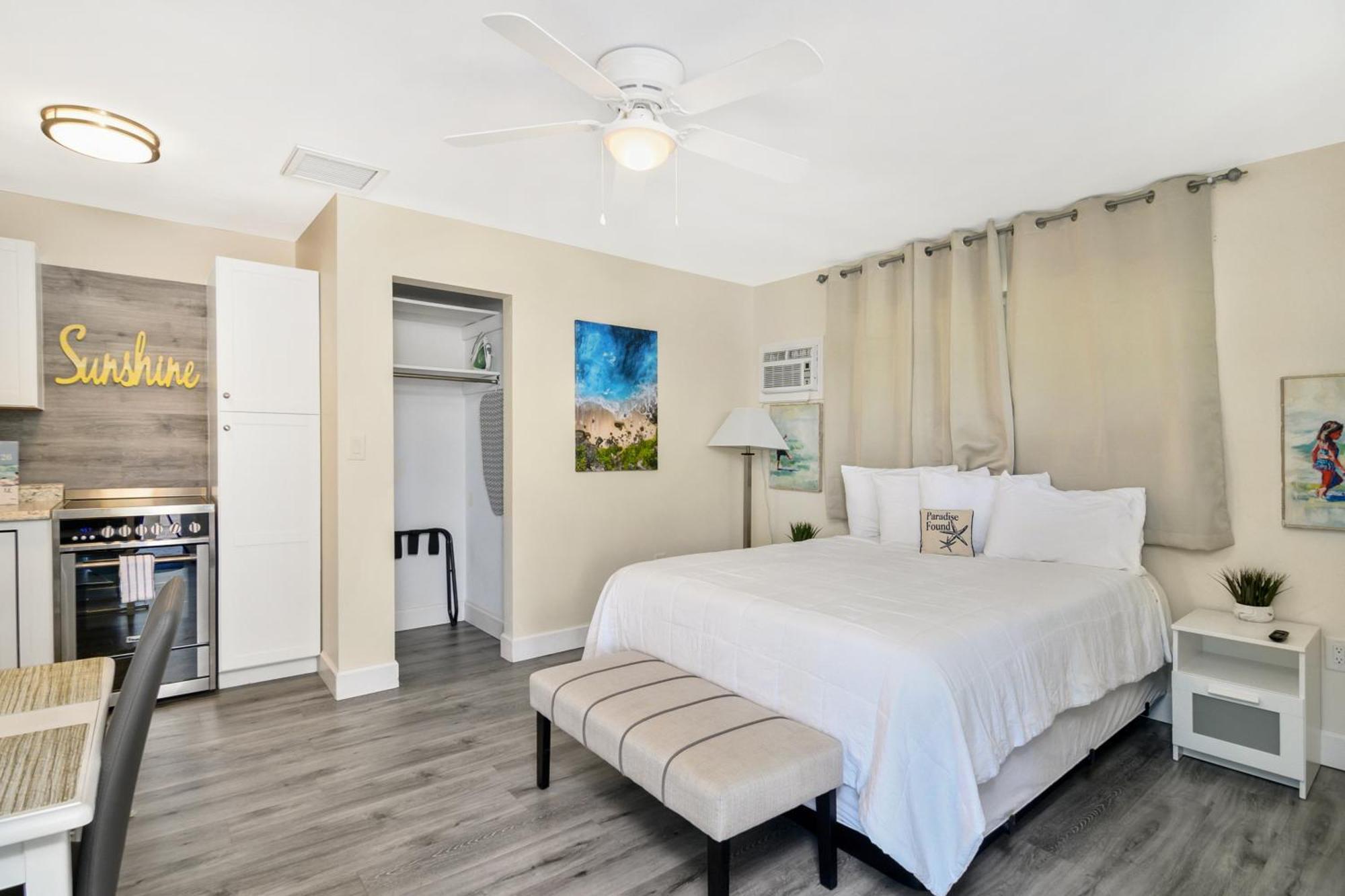 Latitude 26 Waterfront Boutique Resort - Fort Myers Beach Exterior foto